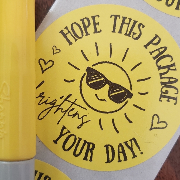 3/$15 Set of 50 2" ROUND STICKERS YELLOW Hope This Package Brightens Your Day - Picture 1 of 2